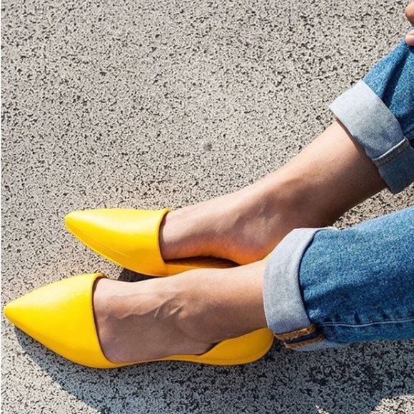 NEW| Native Audrey Groovy Yellow Flats - Picture 7 of 12